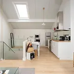 Διαμέρισμα Modern Loft In Principe Real - Aircon | By Airnest *