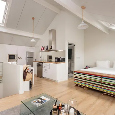 Modern Loft In Principe Real - Aircon | By Airnest Apartman *