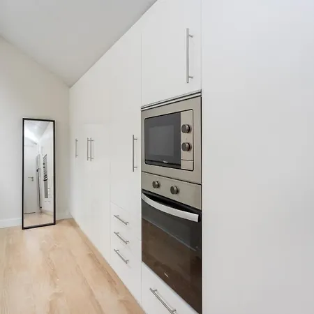 Modern Loft In Principe Real - Aircon | By Airnest Apartment