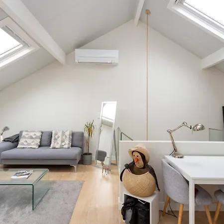 Apartment Modern Loft In Principe Real - Aircon | By Airnest *