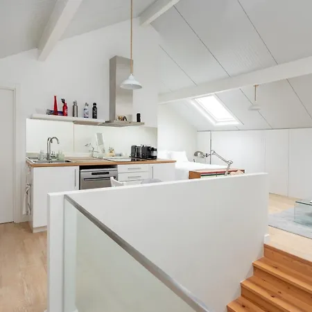 Apartment Modern Loft In Principe Real - Aircon | By Airnest