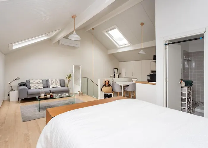 Apartment Modern Loft In Principe Real - Aircon | By Airnest Lisbon
